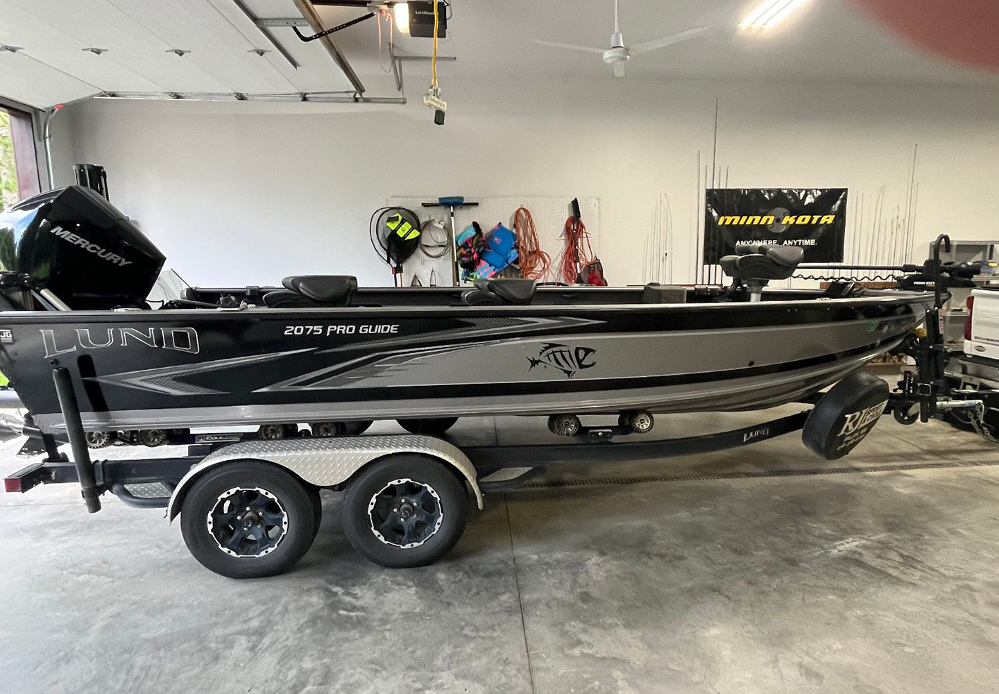 image of Vern Valiant's 2020 Lund 2075 Pro Guide for sale